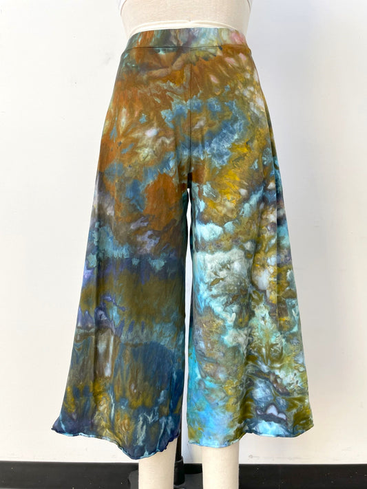 Wide Leg Capri Pants