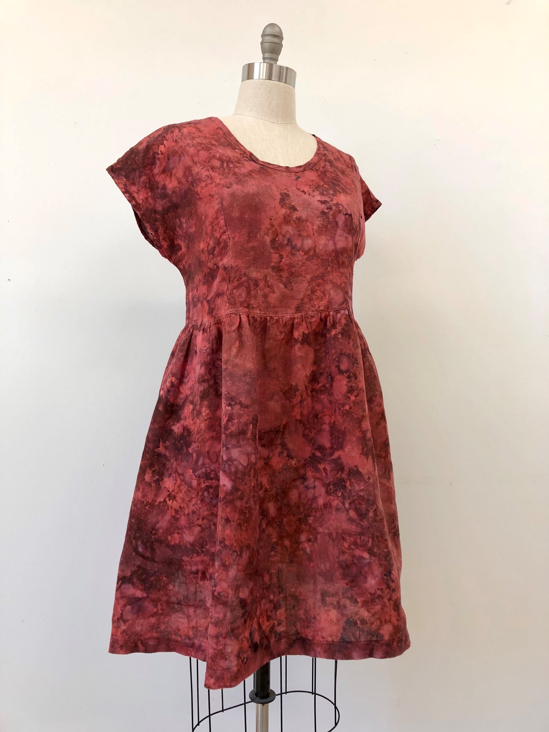 IONA Clothing Linen Hazel Dress in Ruby